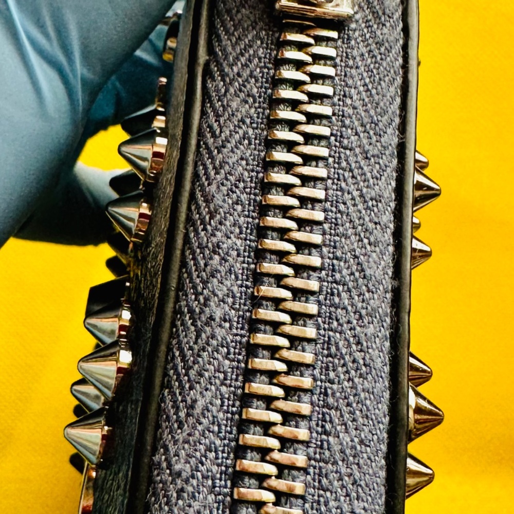 Wallet - Picture 11 of 13